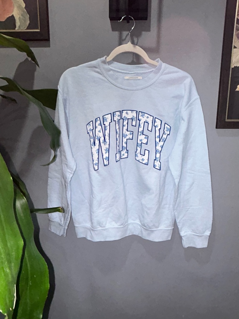 By Anthropologie Light Blue "Wifey" Graphic Sweatshirt sz XS